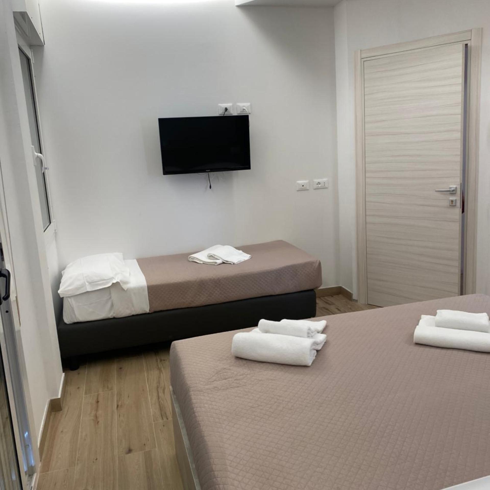 Hotel Sorrento 50/57