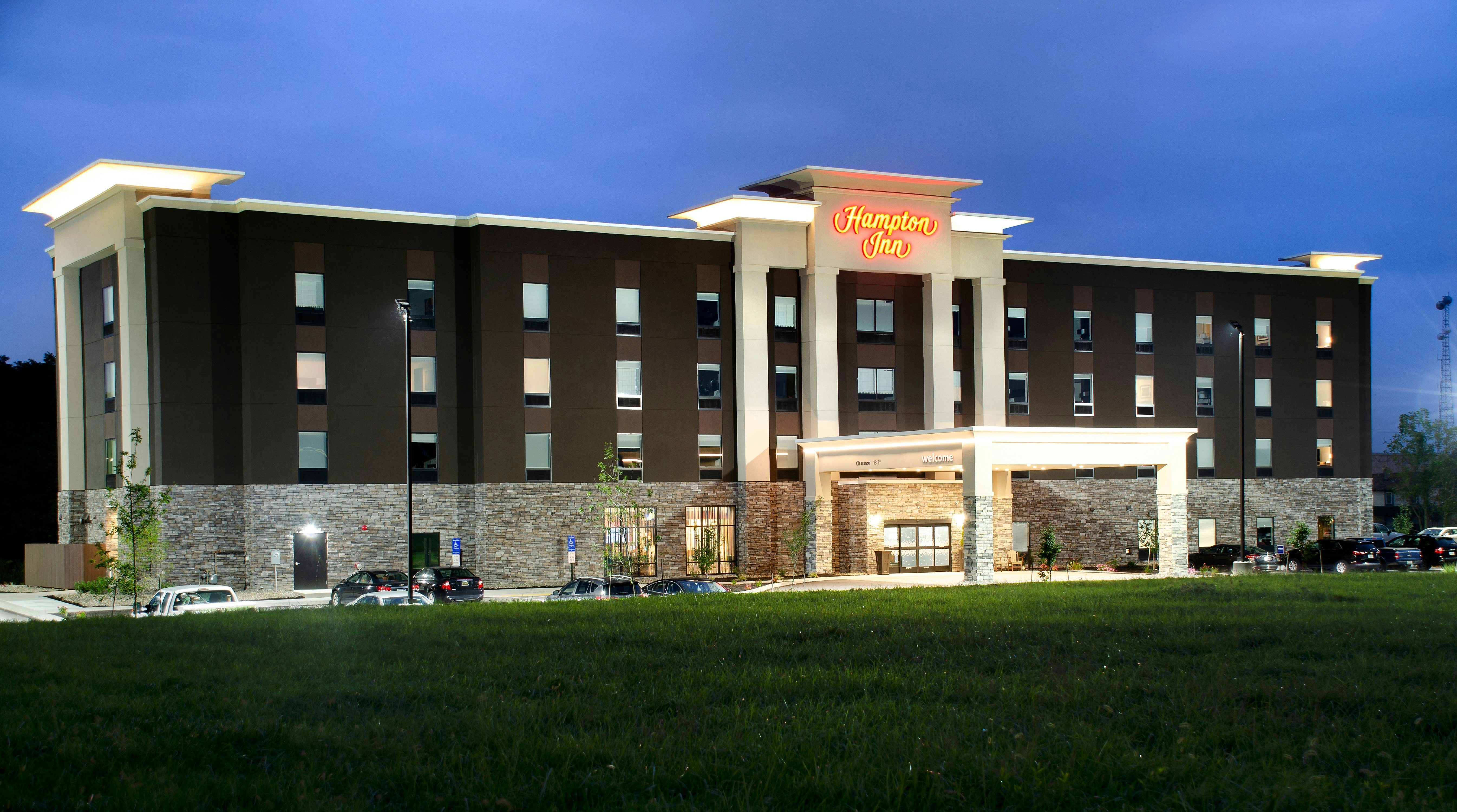 Hampton Inn Lebanon 4/38