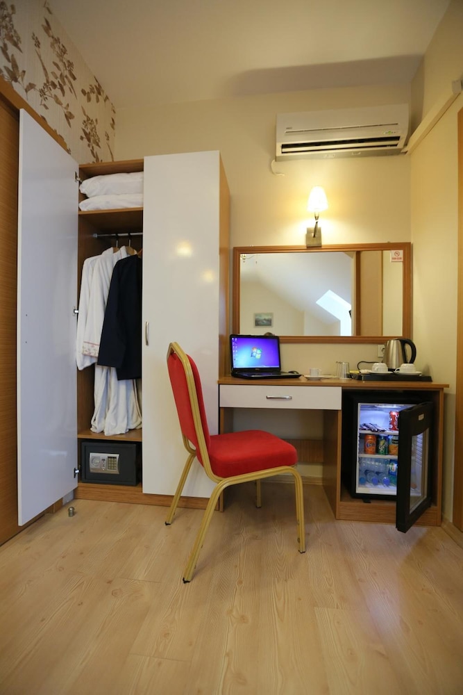 Hotel Avcilar City 10/70