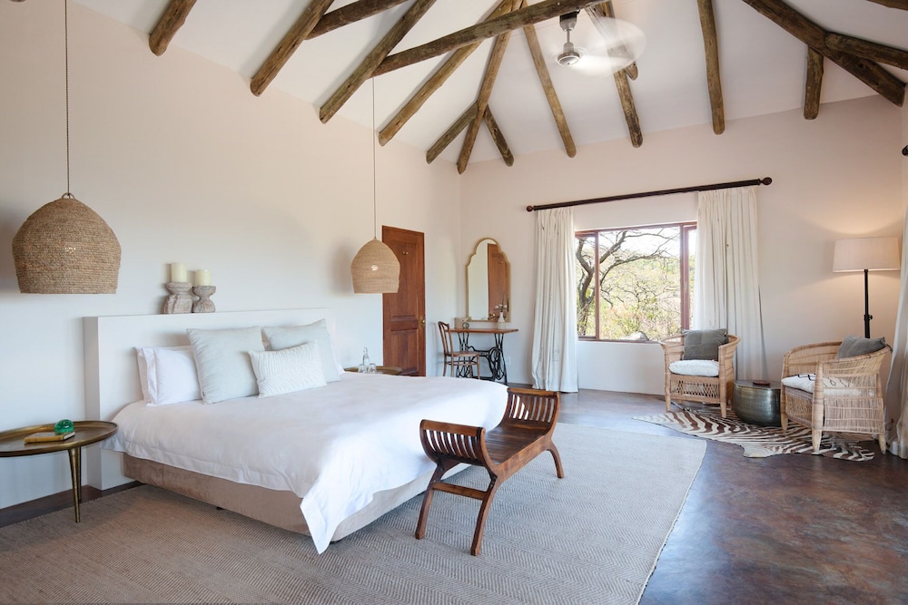 Rock, House, King Bed