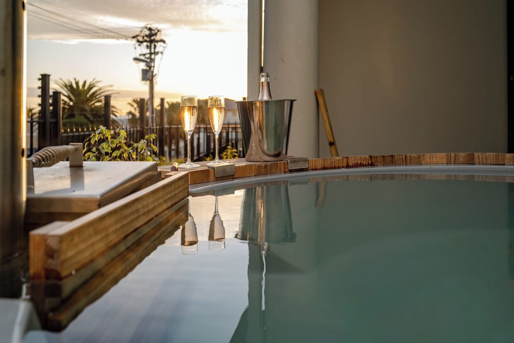 Camps Bay Village 32/50