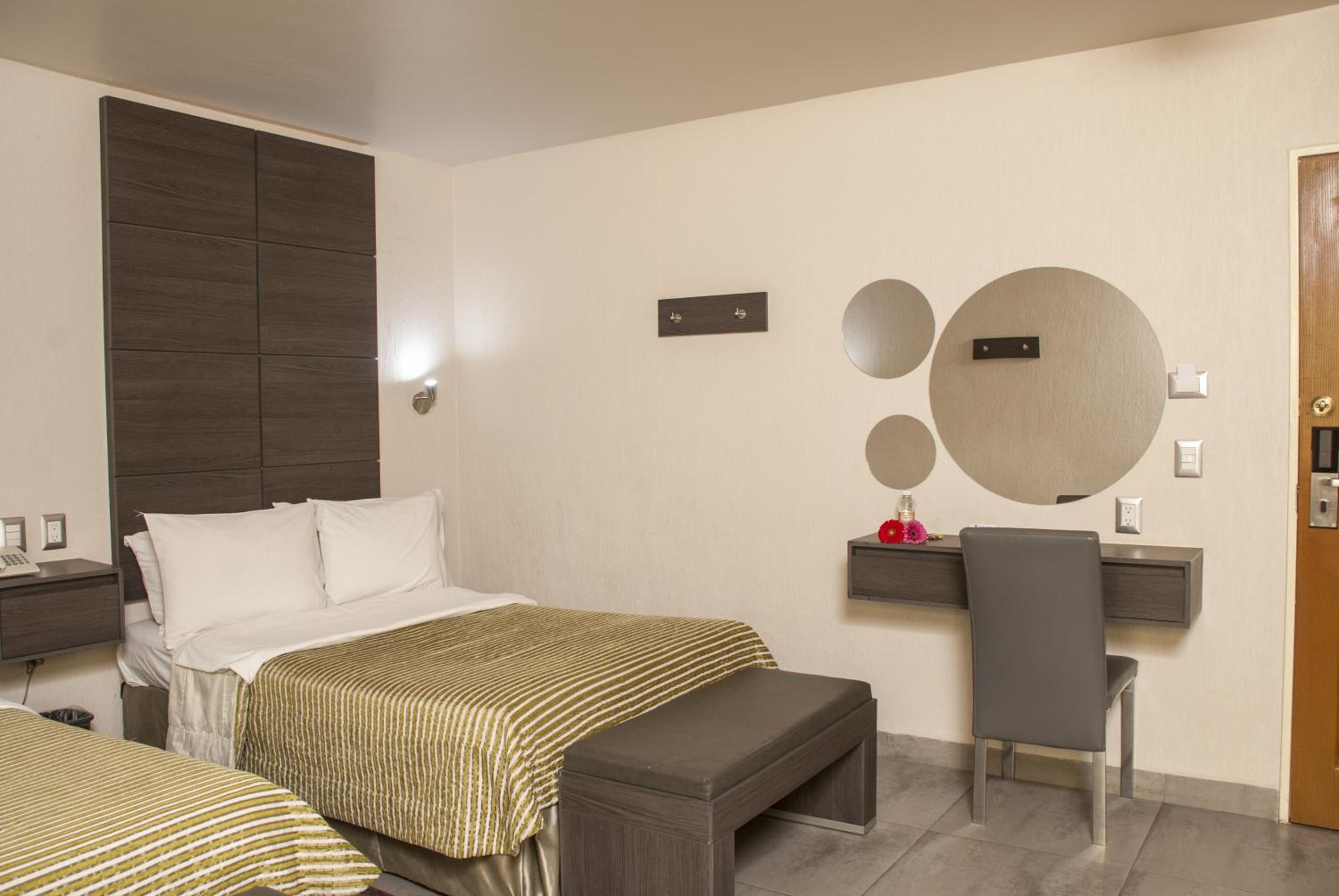 غرفة بسرير مزدوج، Hotel Expo Abastos 7/10