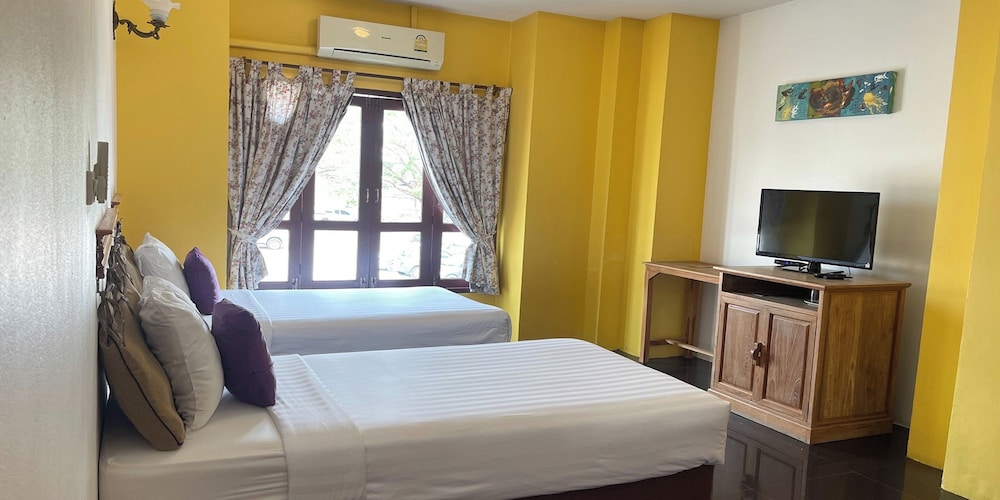 غرفة قياسية بسريرين منفصلين، Yellow Tique Hotel 2/6