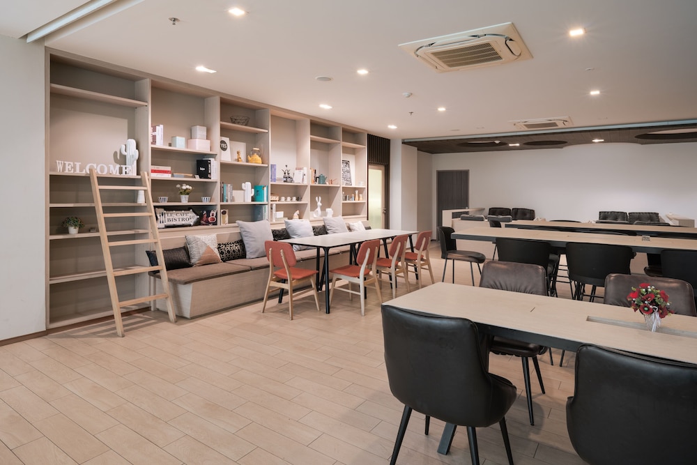 Samyan Serene Hotel 49/63