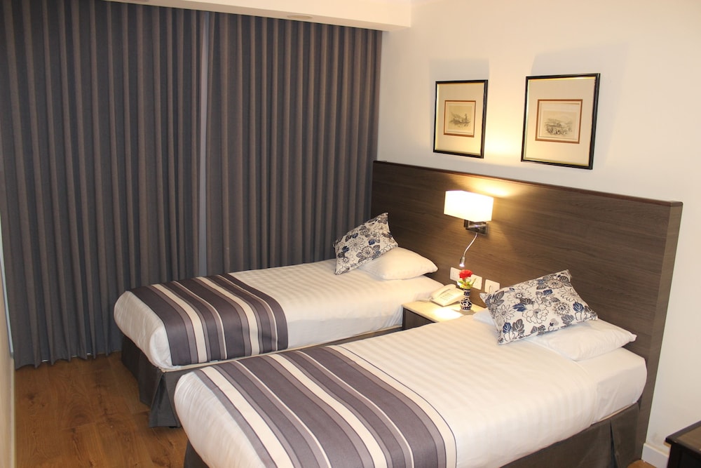STANDARD, TWIN BEDS