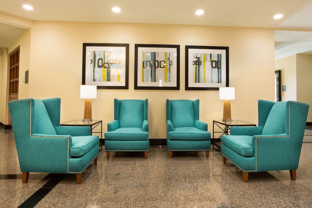 Drury Inn & Suites St Louis Brentwood 28/50