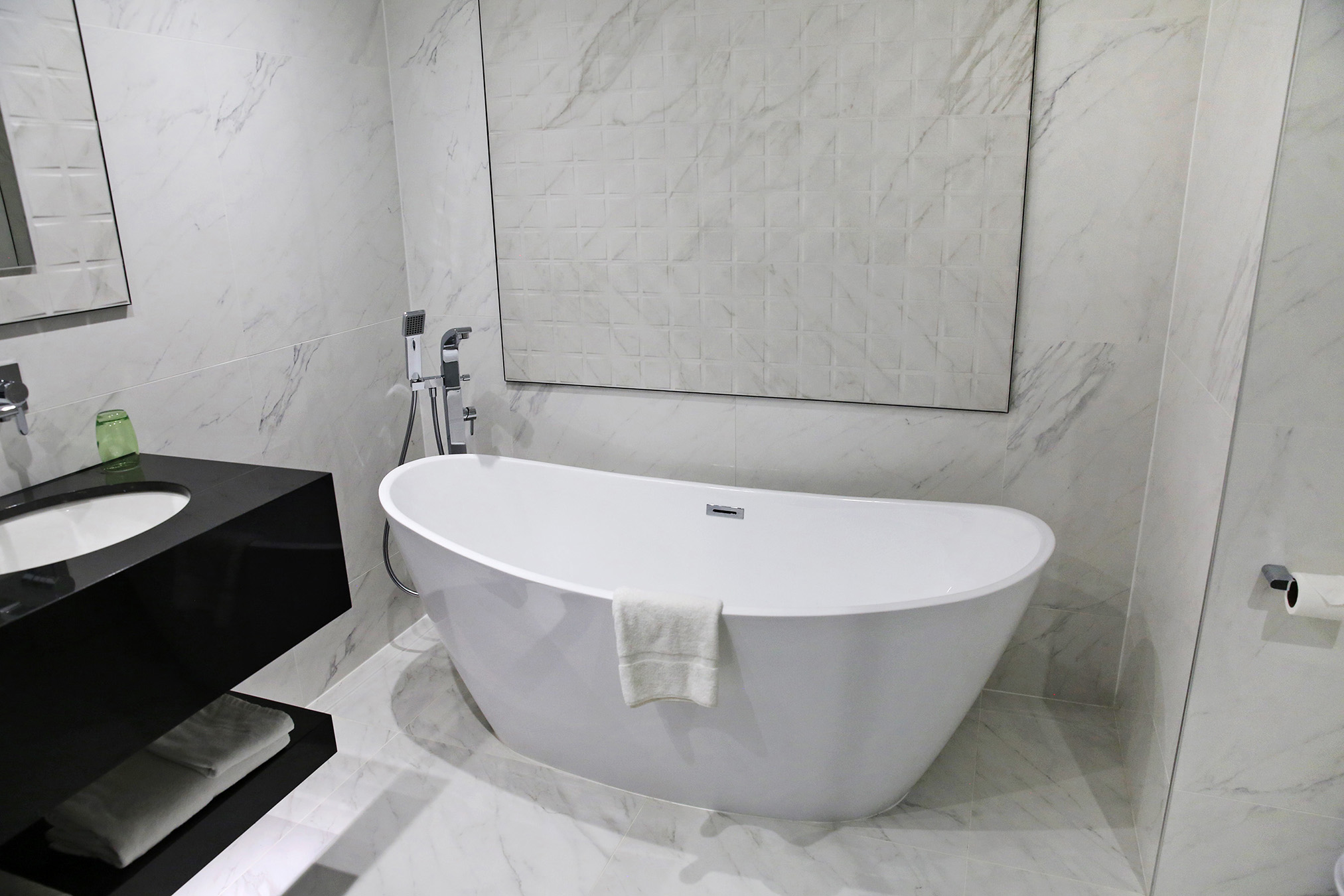 جناح جونيور، Denham Grove 4/4