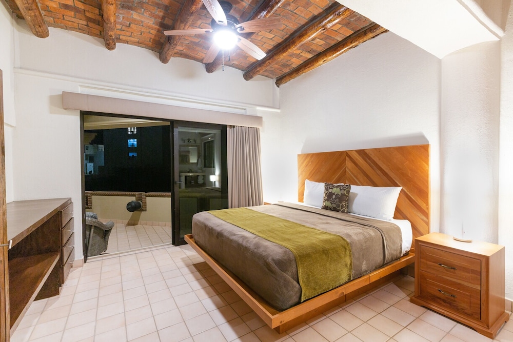 Castillo Blarney Inn 13/70