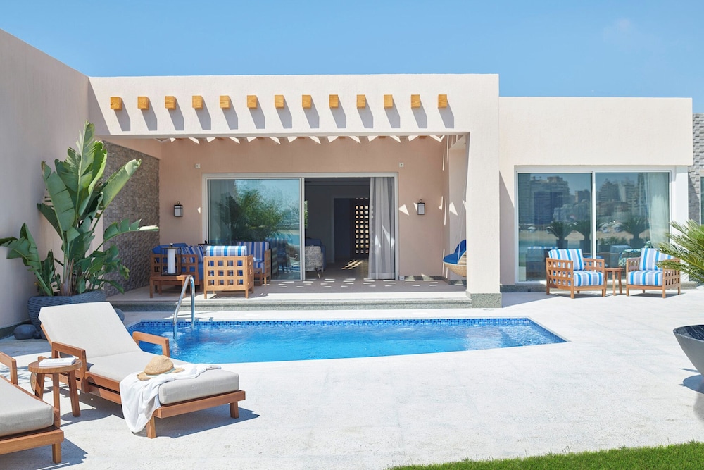 swimming pool spa