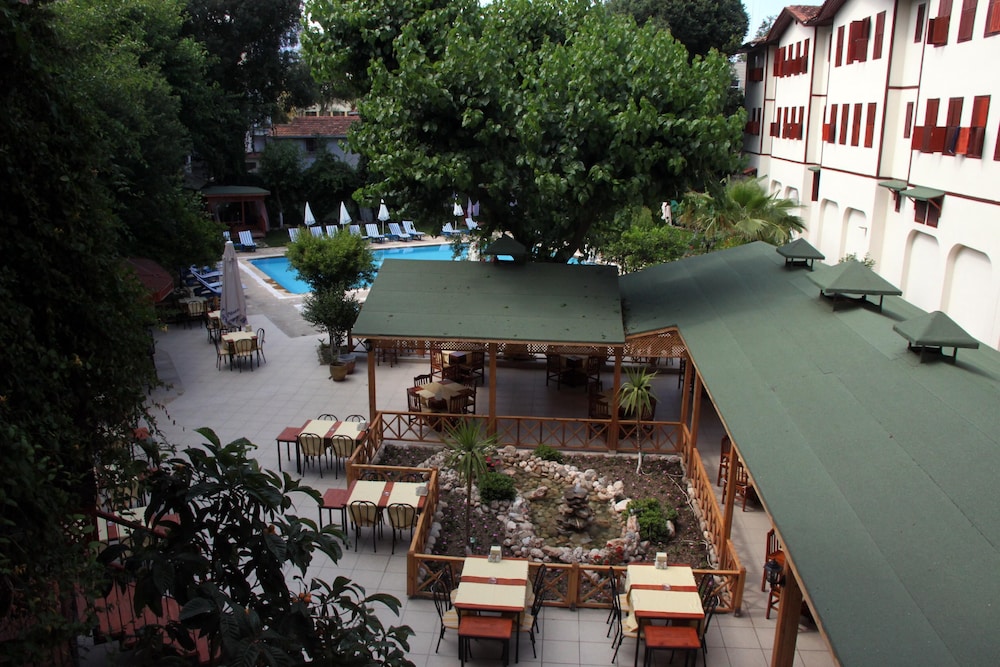 Idyros Hotel 42/50