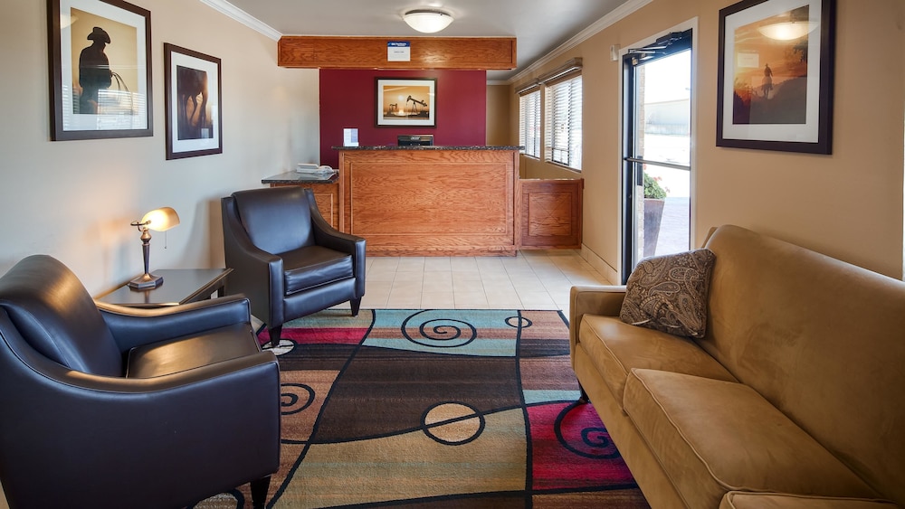 Best Western Caprock Inn 18/30