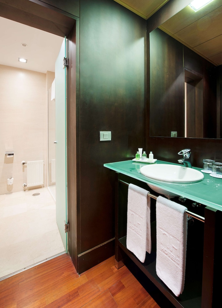 Nh Sevilla Plaza De Armas Hotel 20/50
