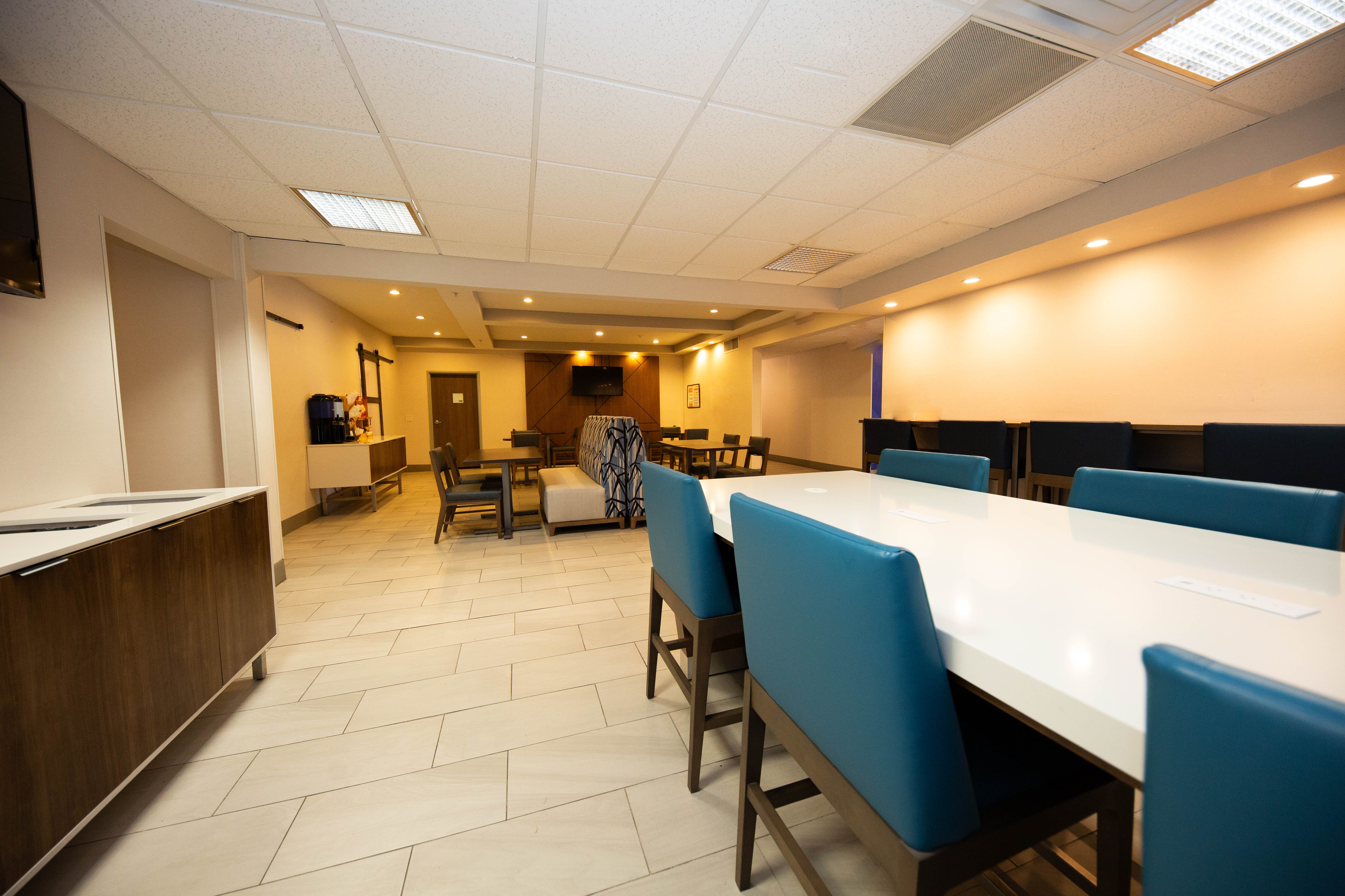 Holiday Inn Express Hotel Suites Canyon 53/67