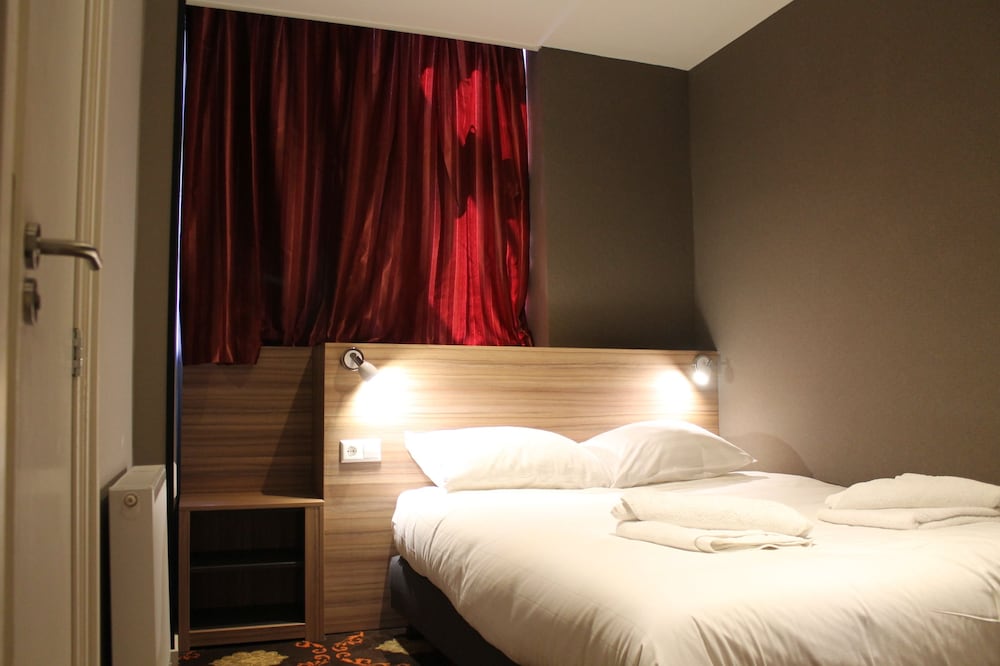 Aston City Hotel 17/45