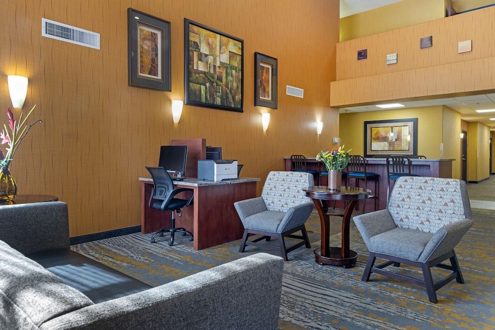 Best Western Plus Fresno Inn 36/50