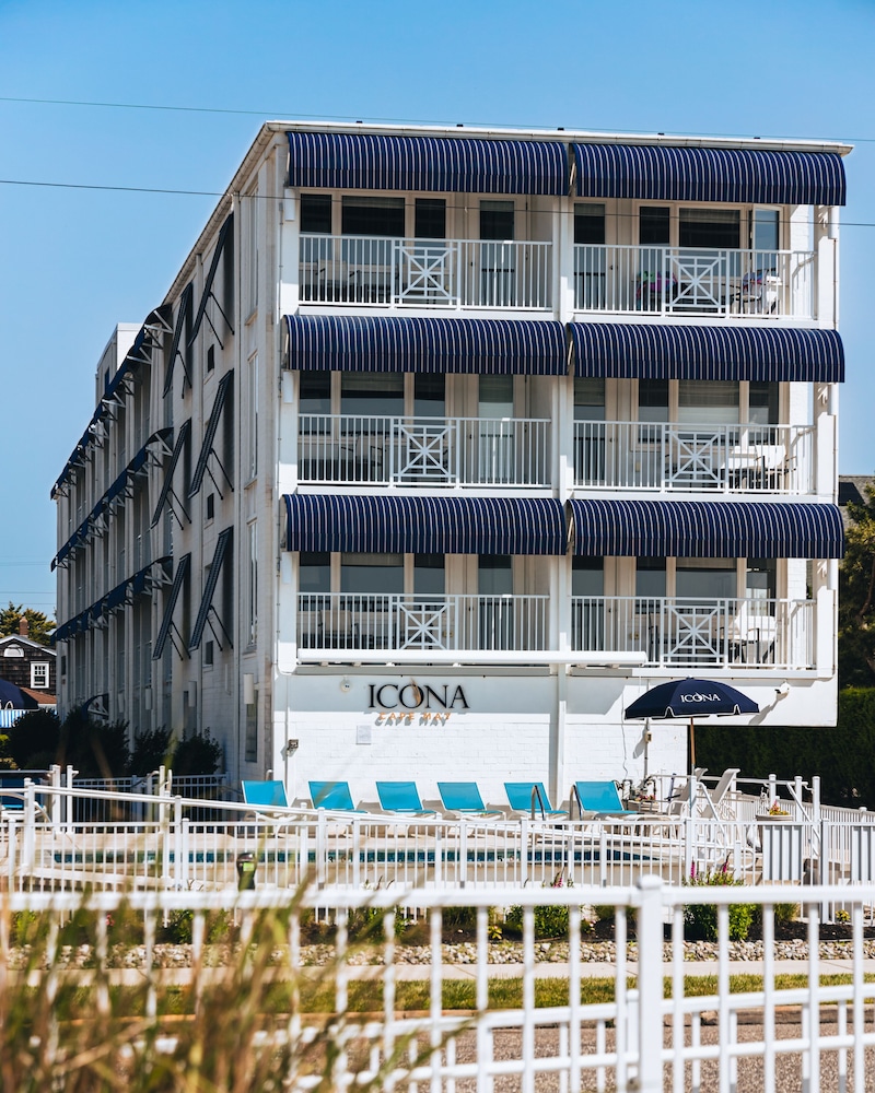 ICONA Cape May 4/60