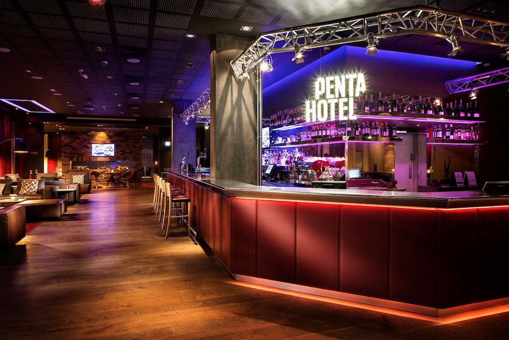 Pentahotel Reading 1/60