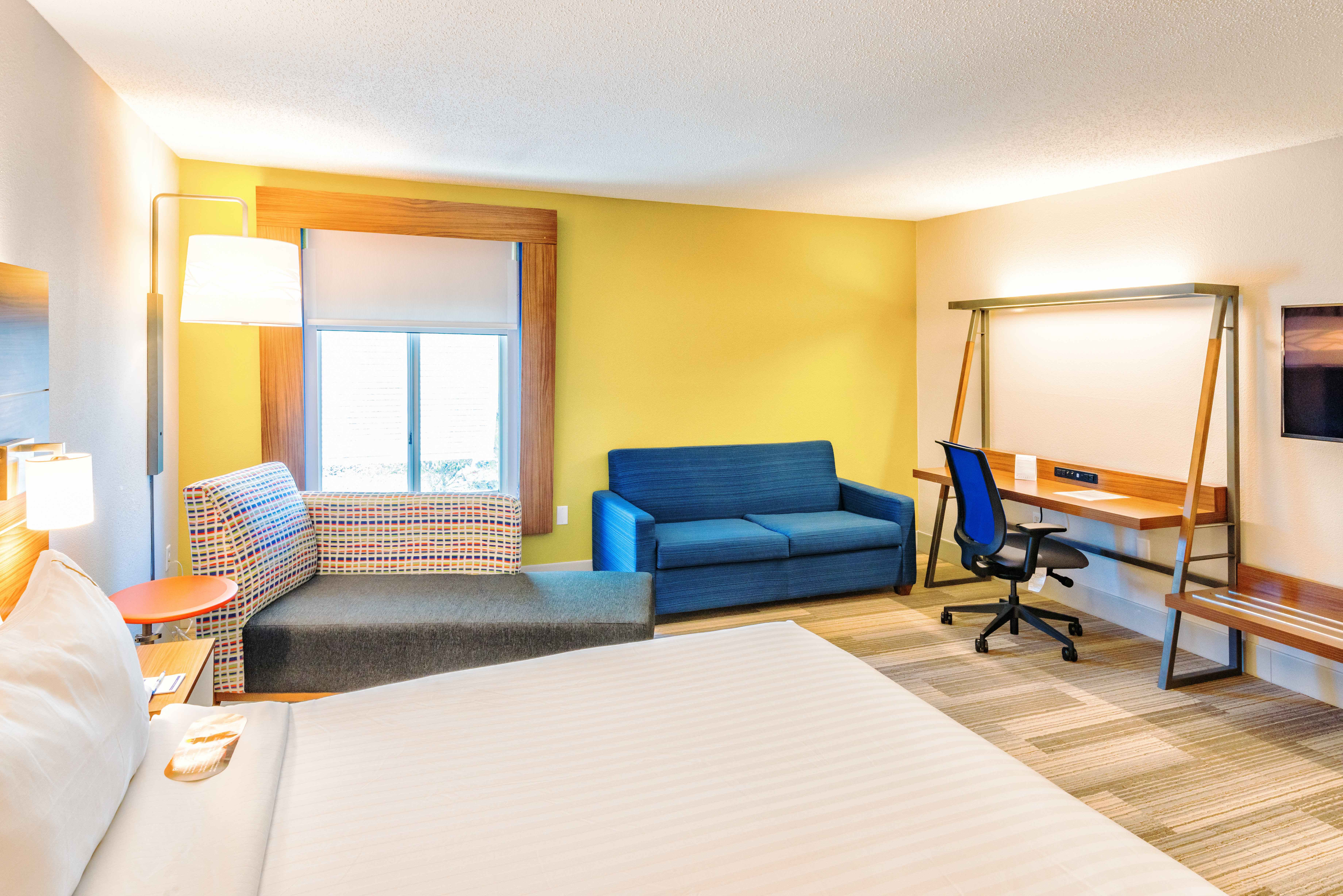 Leisure, King Bed