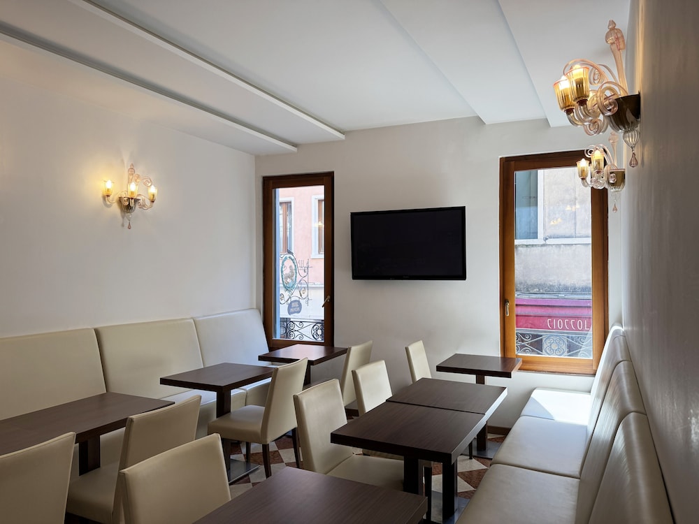 Hotel Il Moro di Venezia 48/56