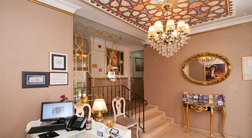 Sultans Royal Hotel 7/50