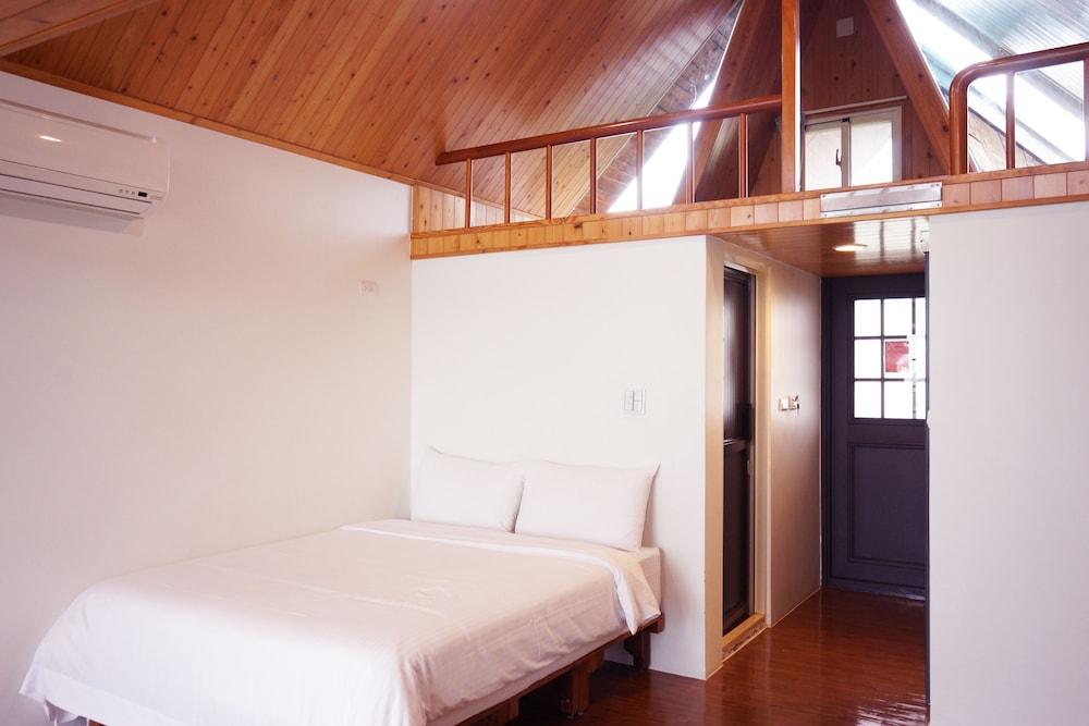 Artisan Hostel B&B 12/41