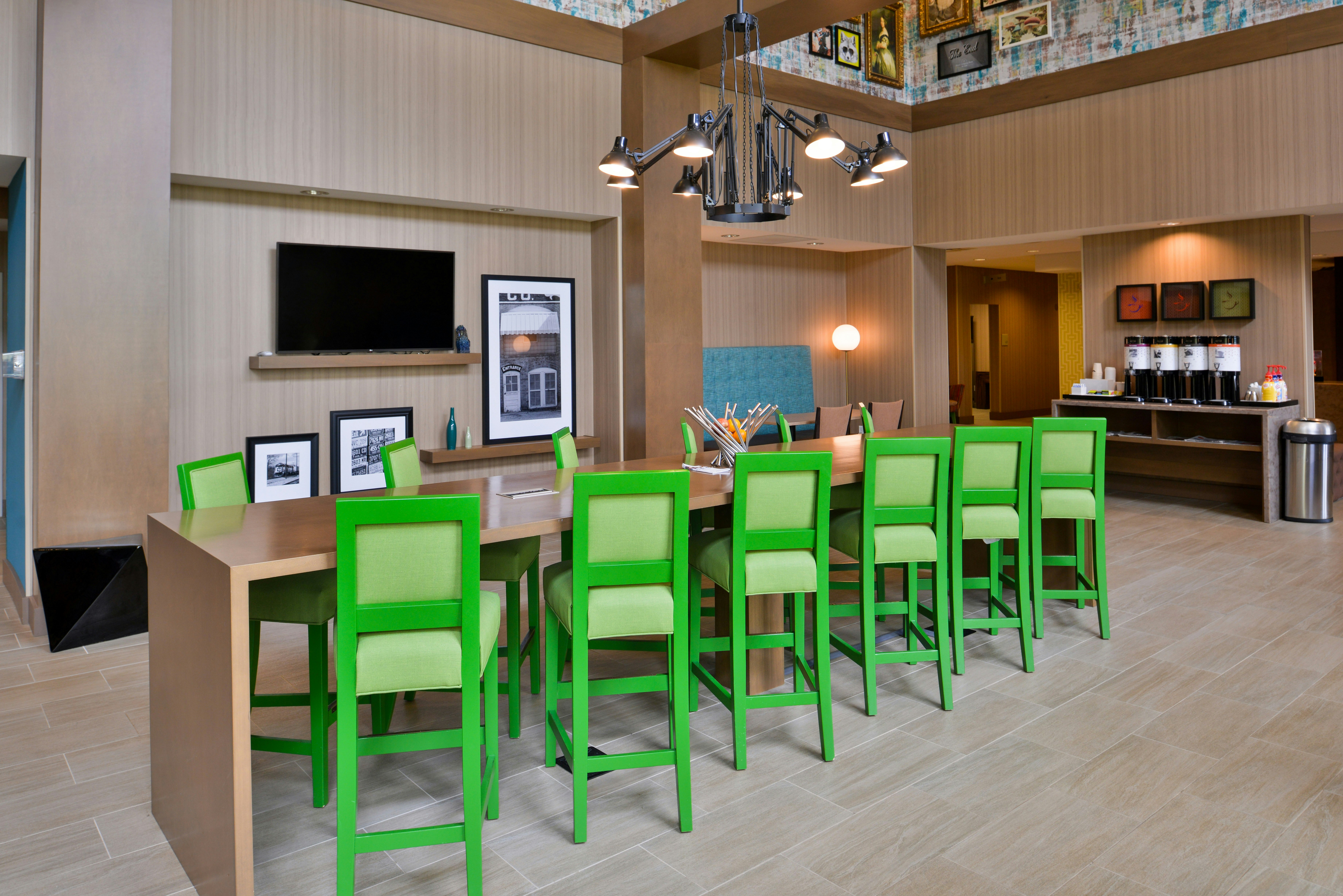 Hampton Inn & Suites St. Paul Oakdale/Woodbury 36/43