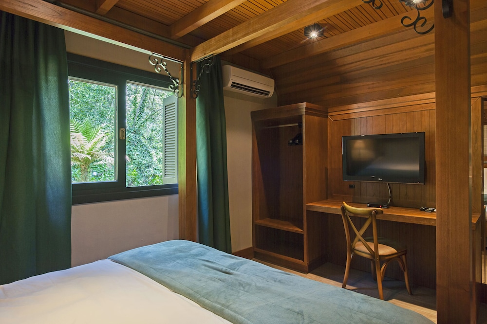 Hotel Fioreze Chale 30/60