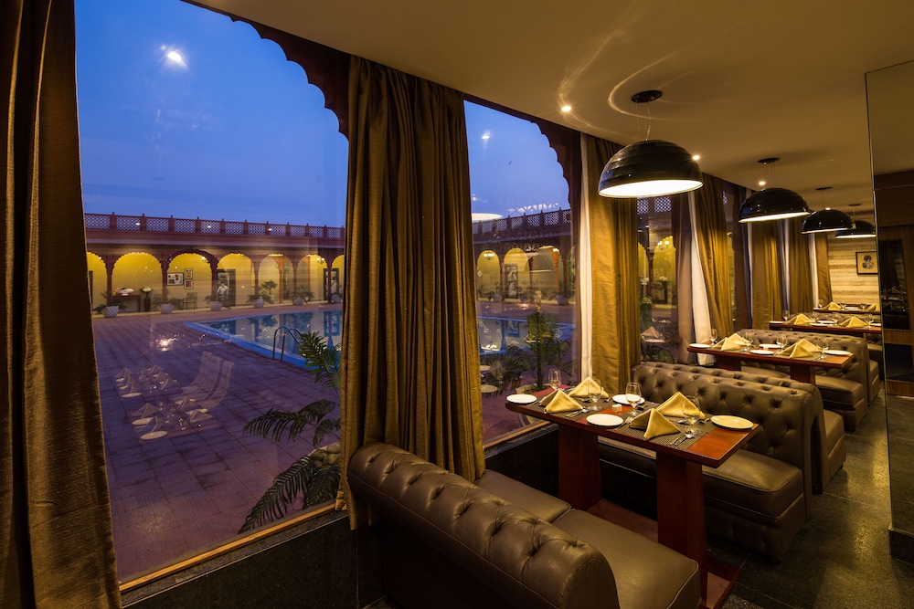 VESTA BIKANER PALACE 23/50