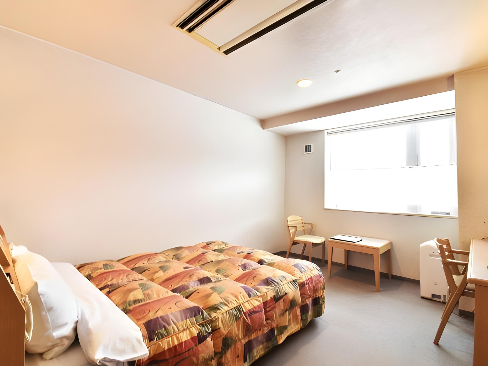 Semi Room, Standard, Semi Double Bed