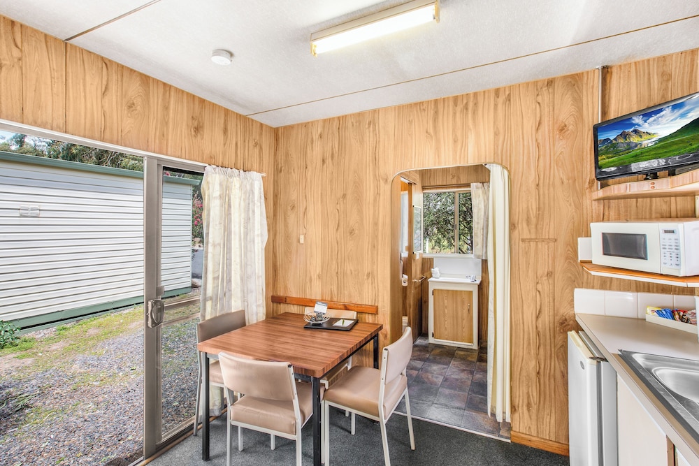Halls Gap Caravan and Tourist Park 31/49