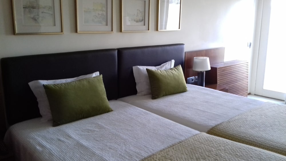 Santana Hotel 30/50