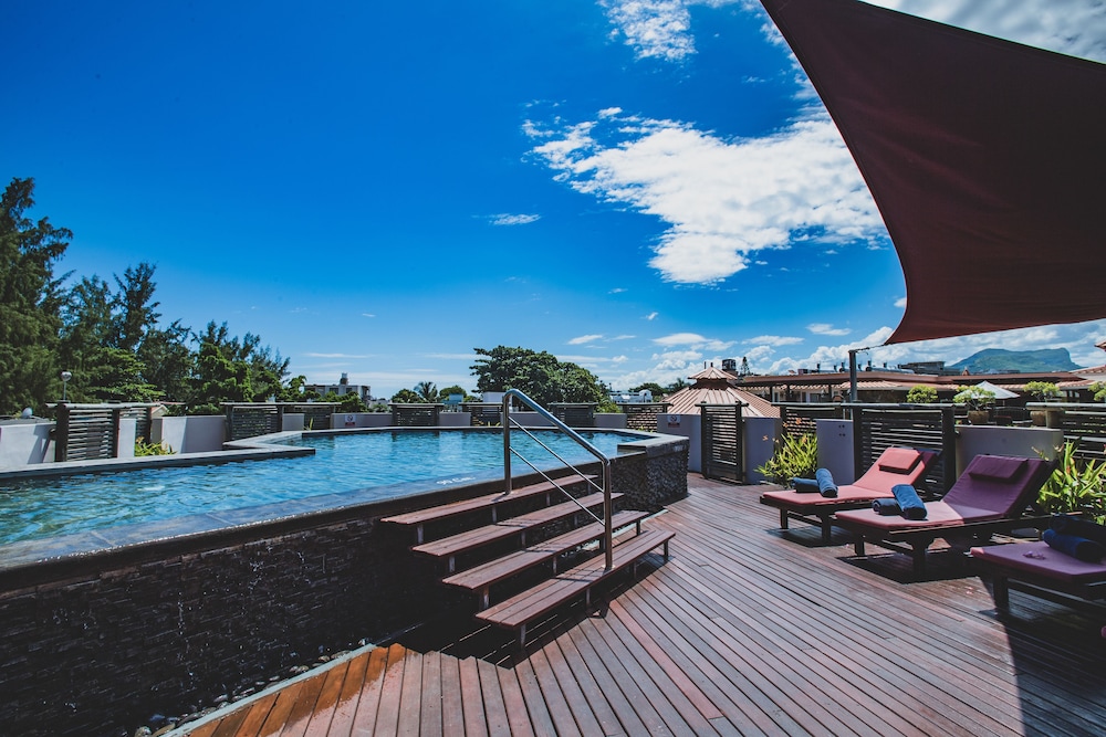 Aanari Hotel and Spa 75/82