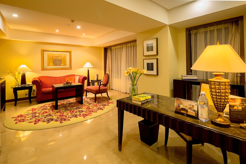Renaissance Tianjin Teda Convention Centre Hotel 30/34