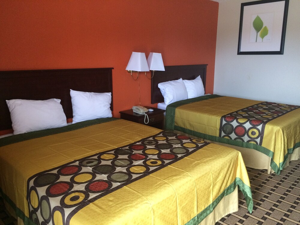 Relax Inn Henryetta 8/28