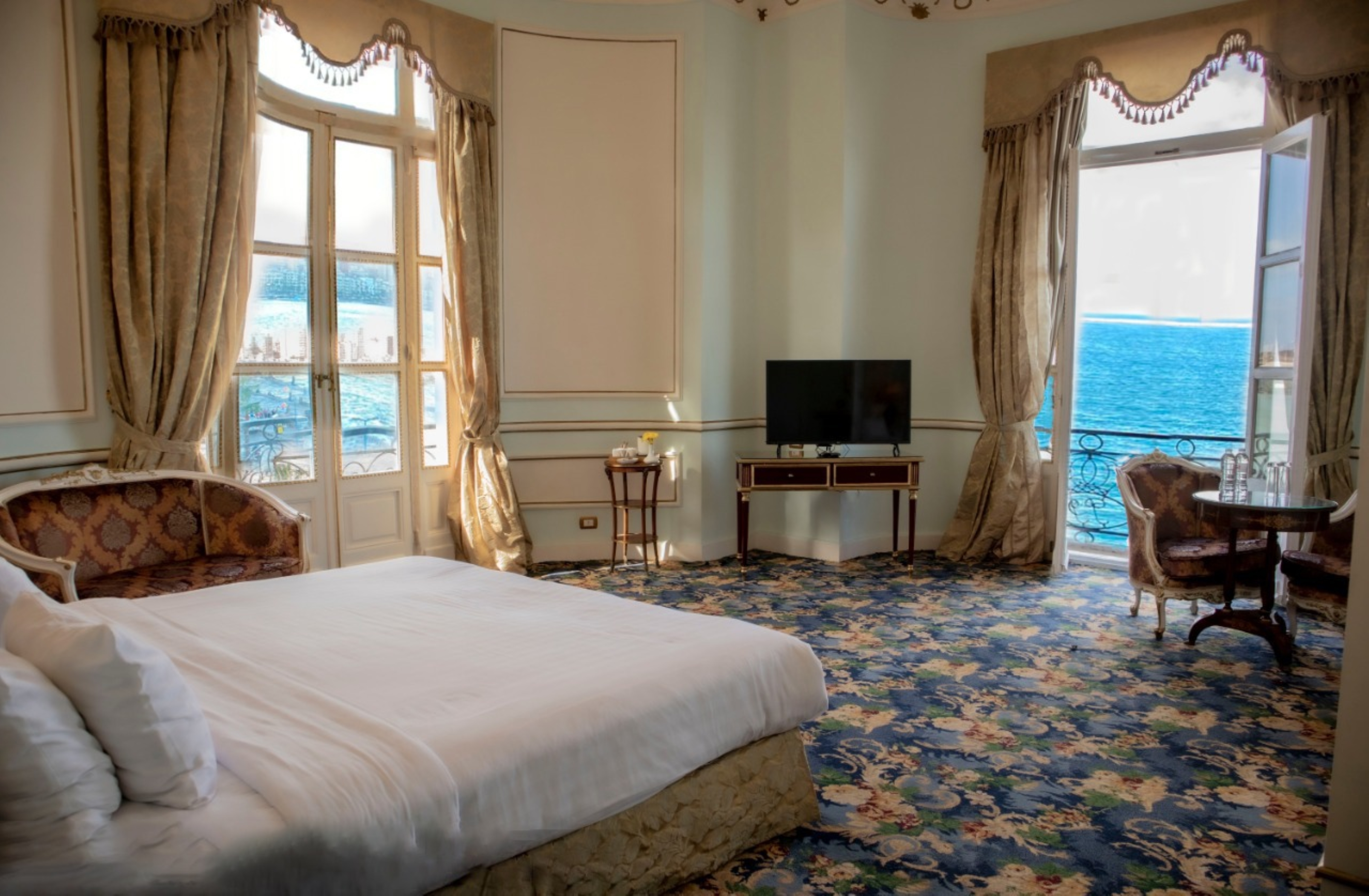 Golden Junior Suite Sea View