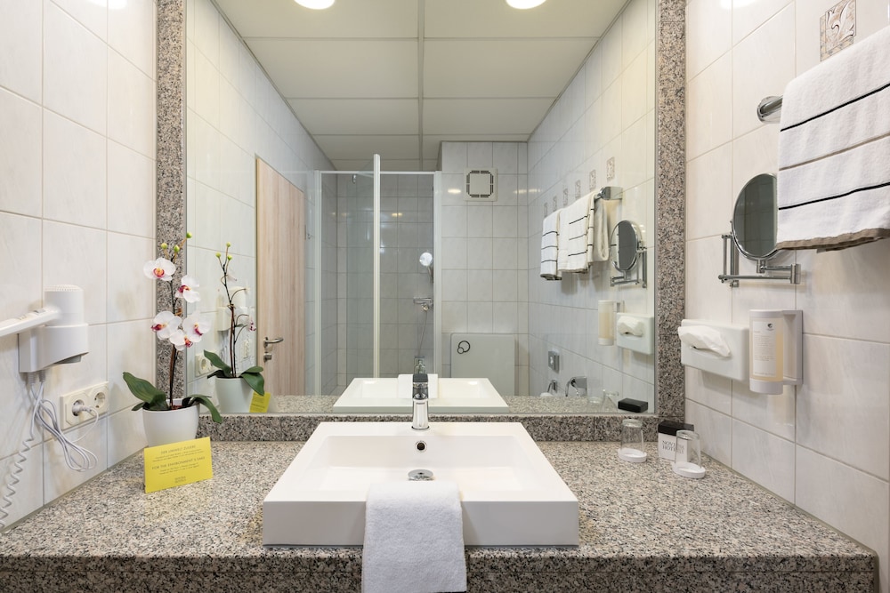 Novina Hotel Sudwestpark Nurnberg 21/68