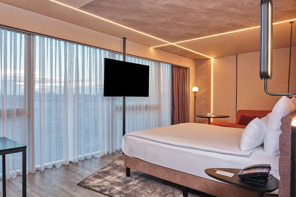 Novotel Istanbul Bomonti 54/59