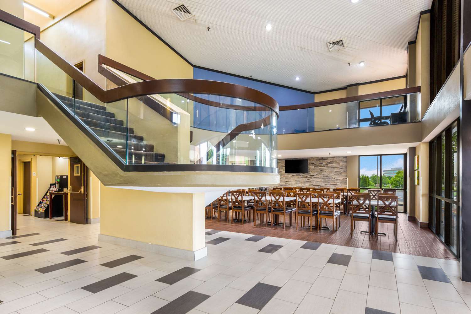 Quality Inn and Suites Florence Cincinnati South 7/48