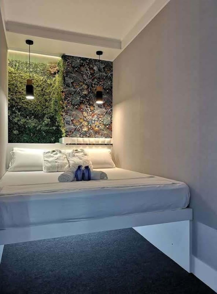 Modular Rooms Hotels 48/50