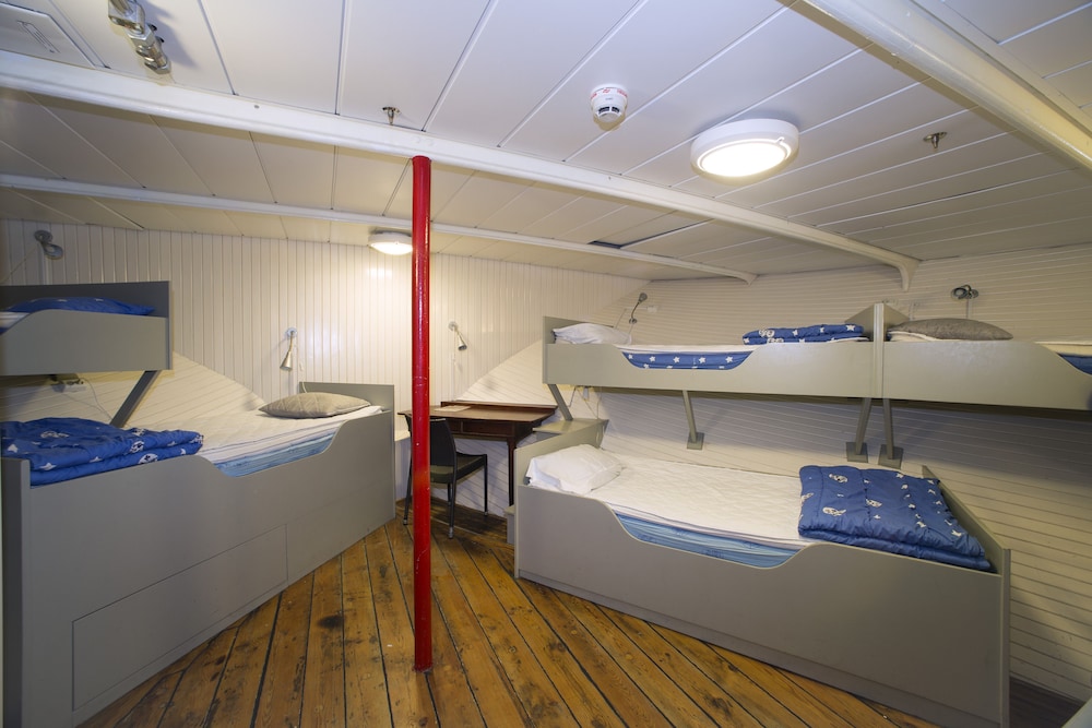 Stf Af Chapman Hostel 15/50