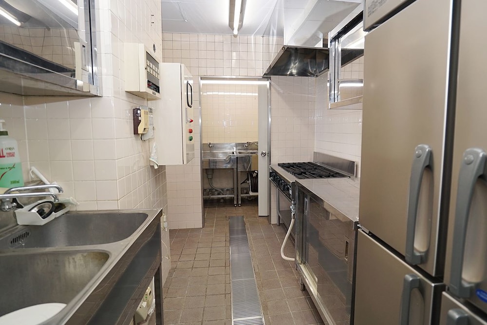 Tobi Hostel And Apartments 23/23