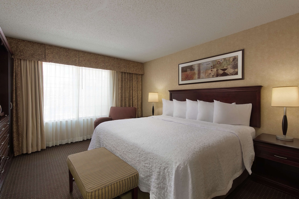2 ROOMS, SUITE, KING BED