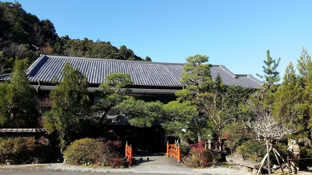 Amami Onsen Nanten-En in KAWACHINAGANO - OSAKA PREFECTURE