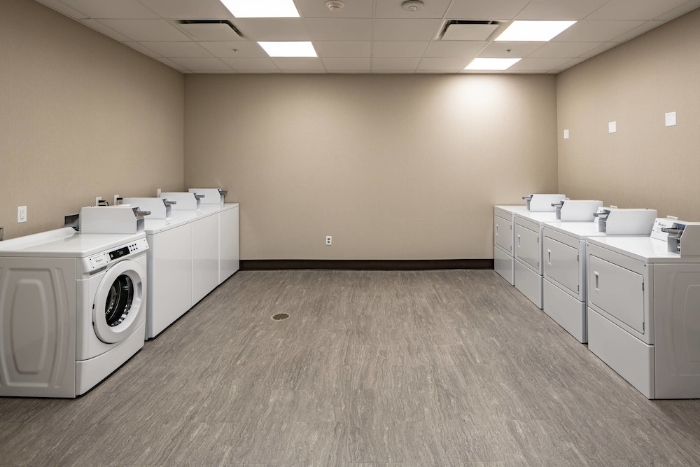Residence Inn By Marriott Dallas At The Canyon 50/53