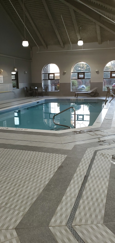 Best Western Plus Executive Inn 32/47