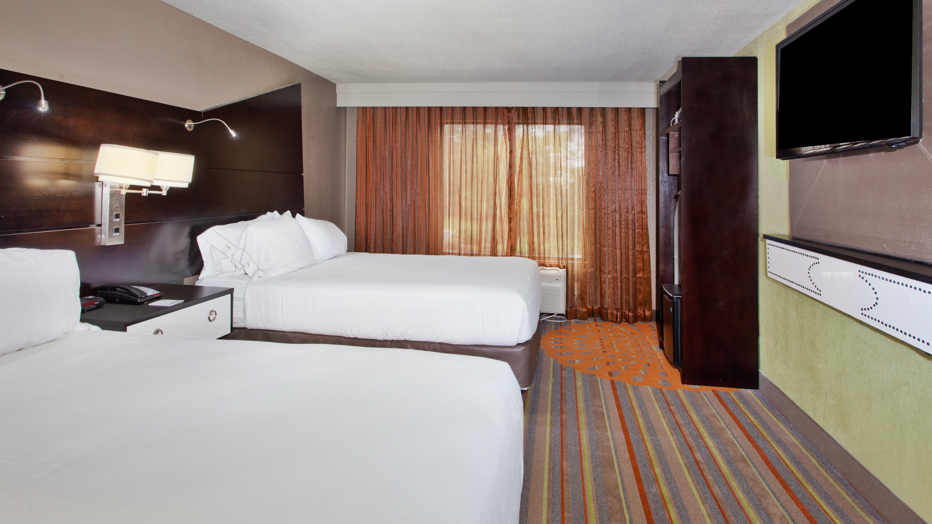 Holiday Inn Express Atlanta Galleria Ballpark Areaa 11/46