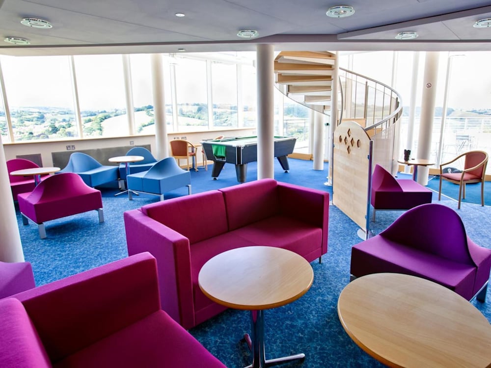 University of Exeter Holland Hall 28/50