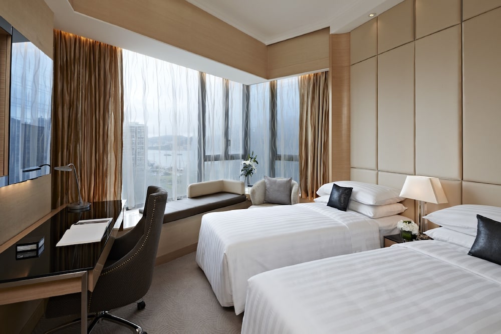Dorsett Kwun Tong Hong Kong Hotel 10/43