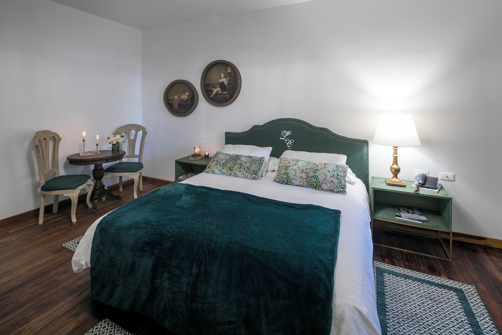 LECLERC HOTEL BOUTIQUE 50/70