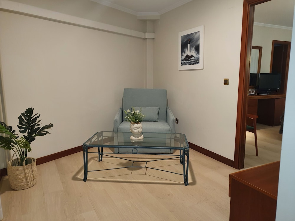 VILLA DE MARIN 40/70